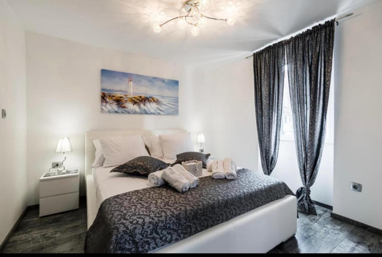 Apartment Cvita Split Eksteriør billede