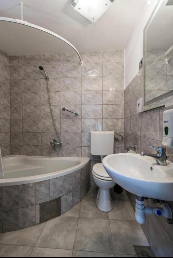 Apartment Cvita Split Eksteriør billede