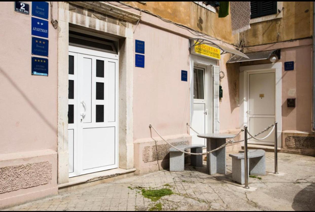 Apartment Cvita Split Eksteriør billede