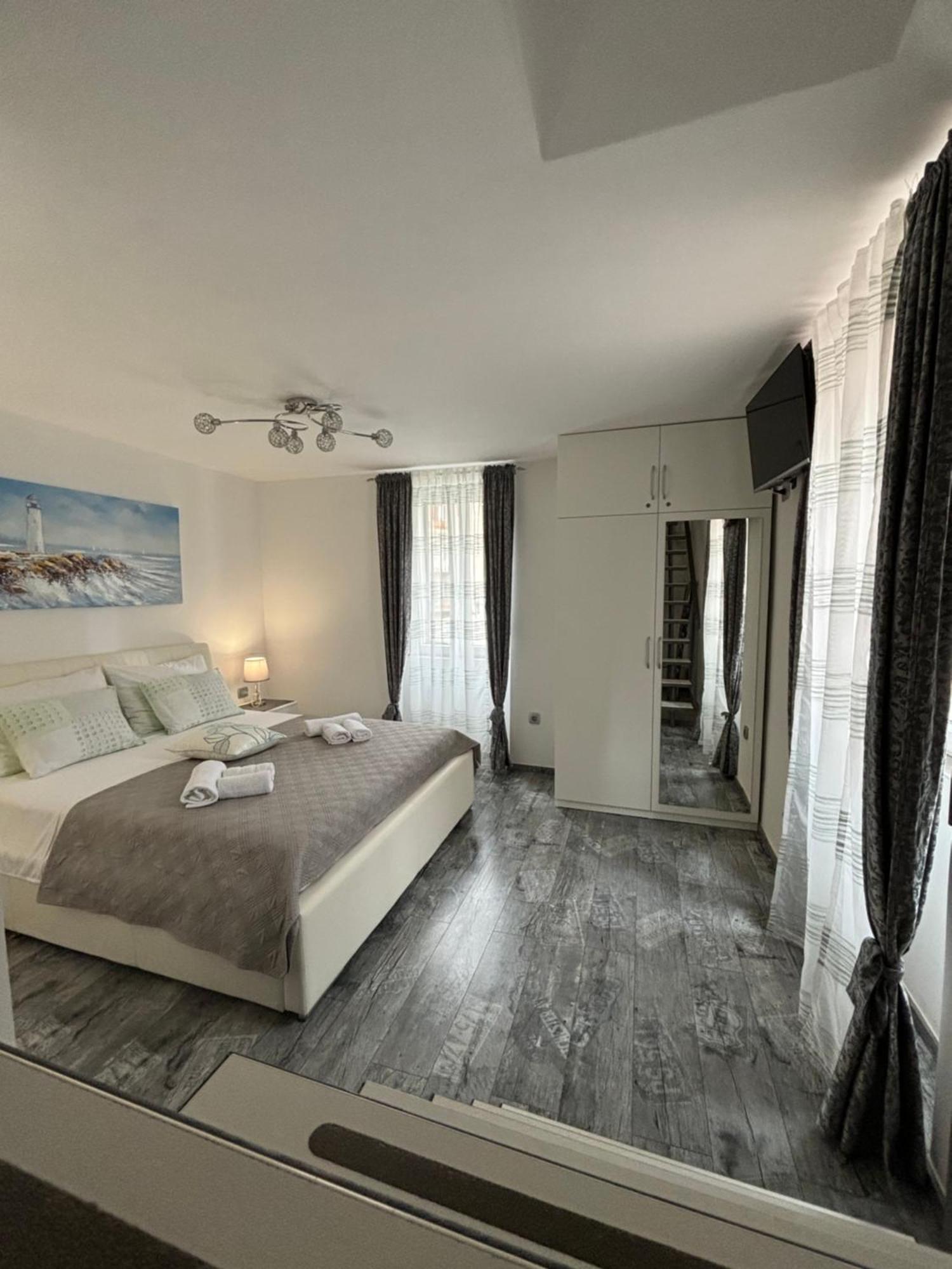 Apartment Cvita Split Eksteriør billede